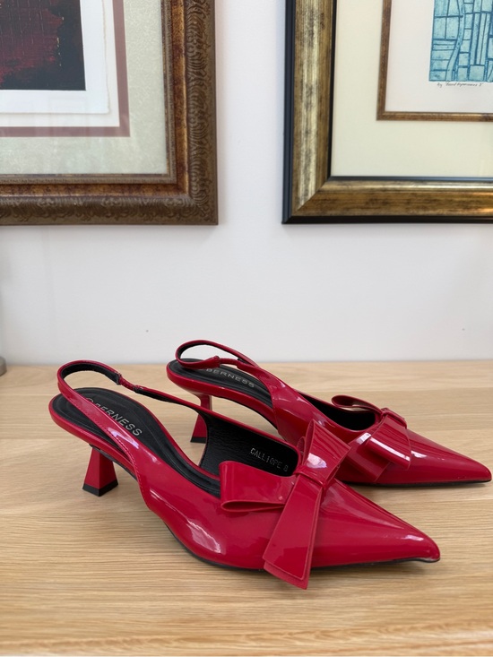 Shoes - Red Patent Pointed-Toe Slingback Heels with Bow
